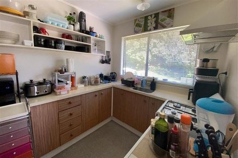 Photo of property in 1a Seagull Place, Whitby, Porirua, 5024