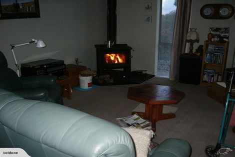 Photo of property in 90 Upper Orewa Road, Wainui, Silverdale, 0992