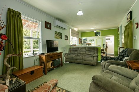 Photo of property in 48 Kenderdine Road, Elsthorpe, Otane, 4277