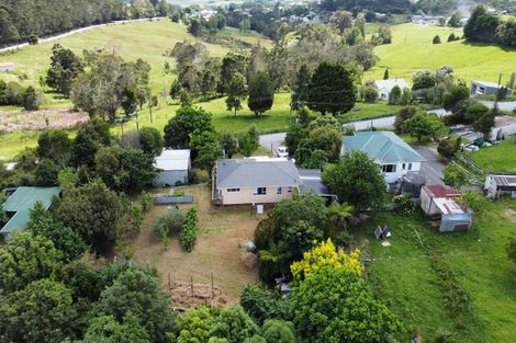 Photo of property in 31 Settlement Road, Kawakawa, 0210