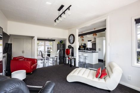 Photo of property in 17 Exeter Street, Brooklands, New Plymouth, 4310