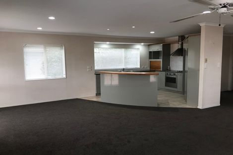 Photo of property in 1/58 Rodney Street, Howick, Auckland, 2014