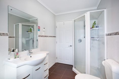 Photo of property in 12 Prado Drive, Pukekohe, 2120