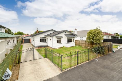 Photo of property in 38 Lyndhurst Street, Takaro, Palmerston North, 4412