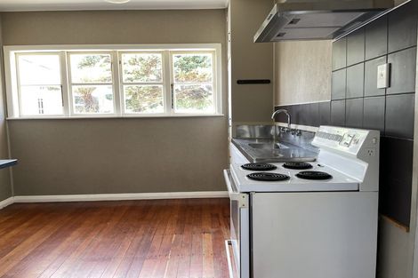 Photo of property in 43 Millar Street, Terrace End, Palmerston North, 4410