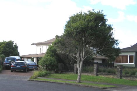 Photo of property in 15 Ayrshire Place, Somerville, Auckland, 2014