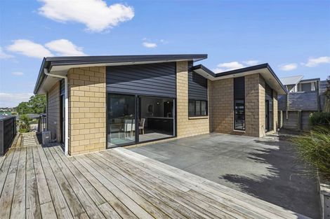 Photo of property in 43 Shrule Place, Huntington, Hamilton, 3210