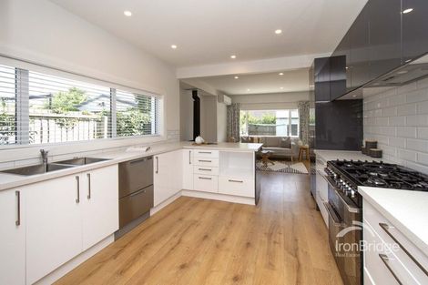 Photo of property in 241 Weston Road, St Albans, Christchurch, 8052