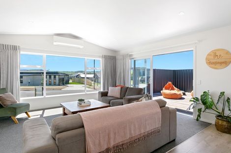 Photo of property in 25 Harakeke Drive, Wharewaka, Taupo, 3330