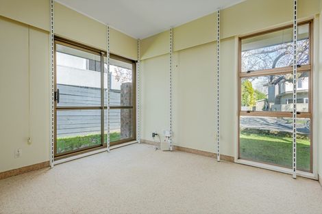 Photo of property in 18a Montgomery Terrace, Hokowhitu, Palmerston North, 4410