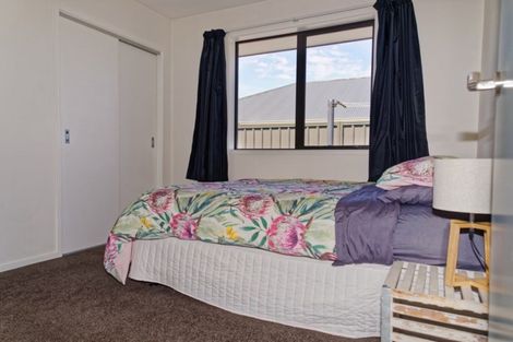 Photo of property in 18 Stowell Drive, Cromwell, 9310