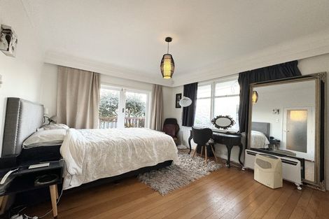 Photo of property in 54 Seymour Road, Sunnyvale, Auckland, 0612