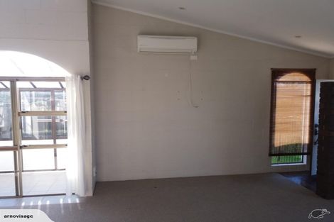 Photo of property in 74 Robinson Avenue, Holdens Bay, Rotorua, 3010