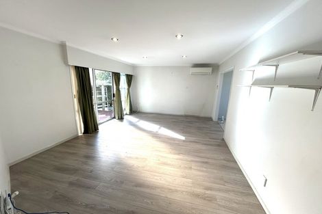 Photo of property in 30c Pinedale Place, Henderson, Auckland, 0610