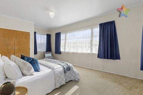 Photo of property in 58 Holborn Drive, Stokes Valley, Lower Hutt, 5019