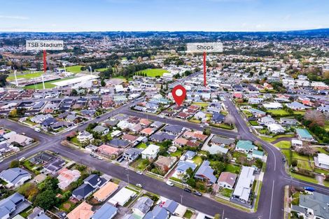 Photo of property in 3 Webster Street, Westown, New Plymouth, 4310