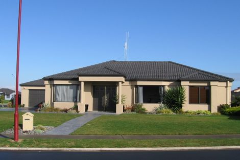 Photo of property in 1 Merlot Place, Rototuna, Hamilton, 3210
