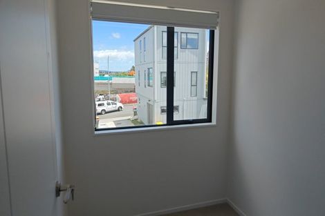 Photo of property in 10/16 William Roberts Road, Pakuranga, Auckland, 2010