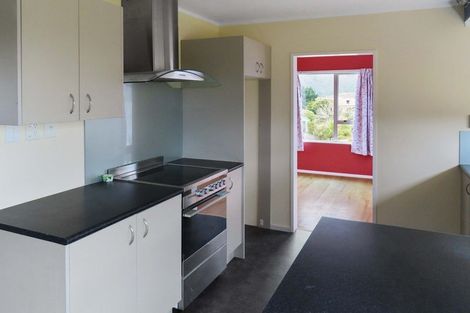 Photo of property in 262 Maungaraki Road, Maungaraki, Lower Hutt, 5010