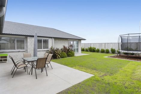 Photo of property in 23 Oka Street, Papamoa Beach, Papamoa, 3118