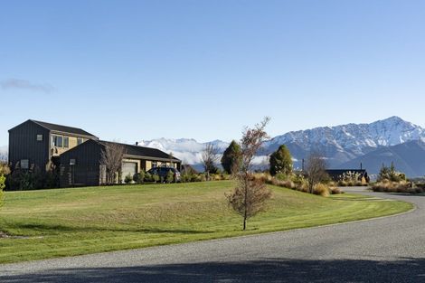 Photo of property in 4 Hackett Road, Jacks Point, Queenstown, 9371