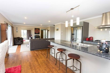 Photo of property in 21 Nicholson Drive, Kaitoke, Whanganui, 4572