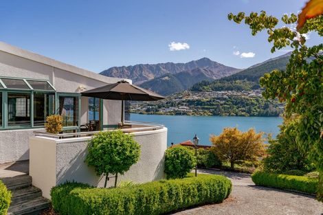 Photo of property in 415 Peninsula Road, Kelvin Heights, Queenstown, 9300