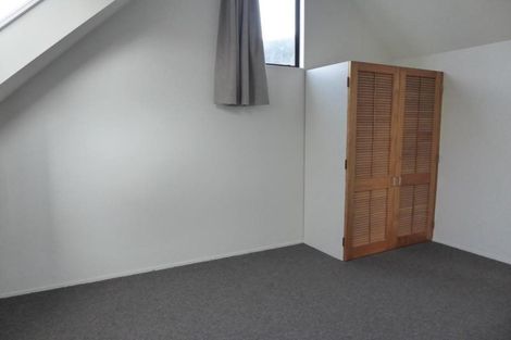 Photo of property in 2/80 Hobson Street, Thorndon, Wellington, 6011