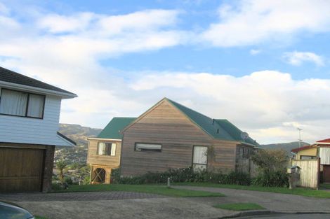 Photo of property in 23 Ordley Grove, Tawa, Wellington, 5028