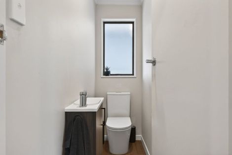 Photo of property in 5 Cemetery Road, Sanson, 4817