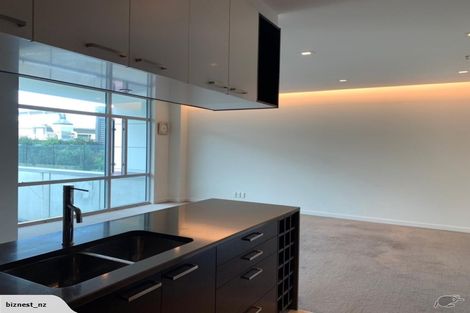 Photo of property in Chews Lane Apartments, 8g/9 Chews Lane, Wellington Central, Wellington, 6011