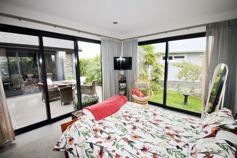 Photo of property in 8 Sara Way, Whitianga, 3510