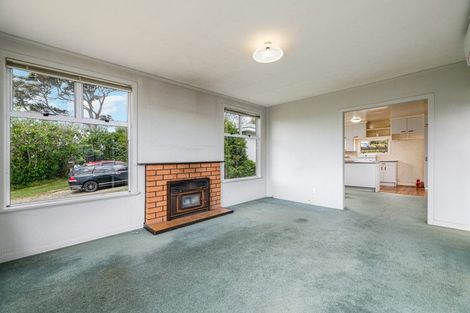 Photo of property in 4 Christina Avenue, Te Atatu South, Auckland, 0602