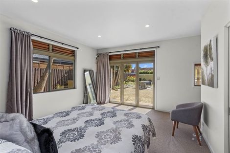 Photo of property in 21 Amoka Crescent, Parklands, Christchurch, 8083