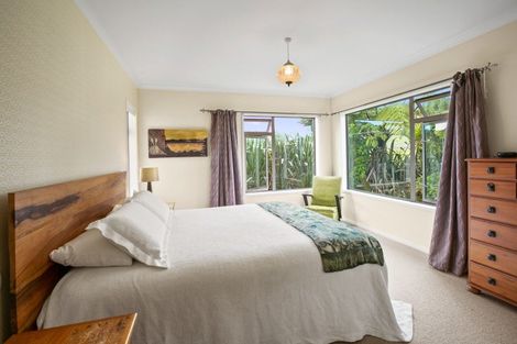 Photo of property in 5a Tui Grove, Oakura, 4314