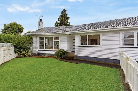 Photo of property in 1/15 Evans Place, Papakura, 2110