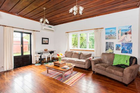 Photo of property in 4 Terrace Street, Matawai, 4075