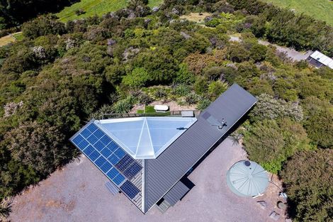 Photo of property in 54 Rotomanu Rise, Western Lake, Featherston, 5773