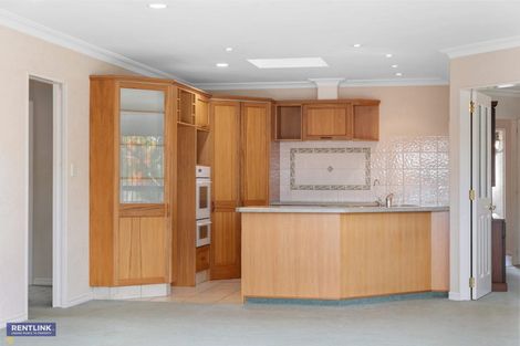 Photo of property in 111 Gravatt Road, Papamoa Beach, Papamoa, 3118