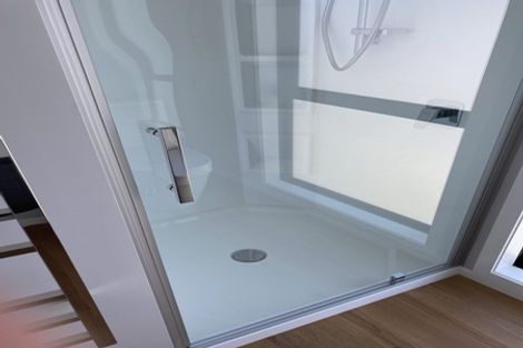 Photo of property in 4 Gloaming Lane, Wallaceville, Upper Hutt, 5018