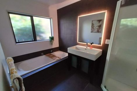 Photo of property in 25a Weston Avenue, Roslyn, Palmerston North, 4414