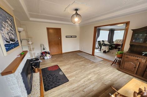 Photo of property in 14 Oxford Street, Holmes Hill, Oamaru, 9401