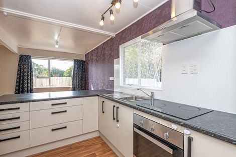 Photo of property in 5 Kirkcaldie Grove, Levin, 5510