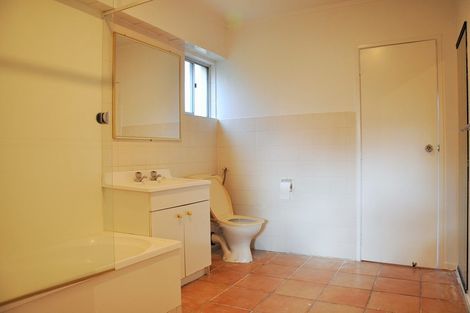 Photo of property in 50 Sartors Avenue, Browns Bay, Auckland, 0630