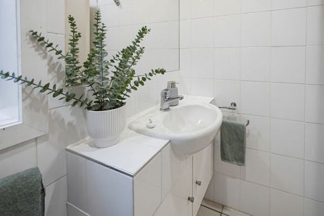Photo of property in 28 Argyll Street, Mangapapa, Gisborne, 4010