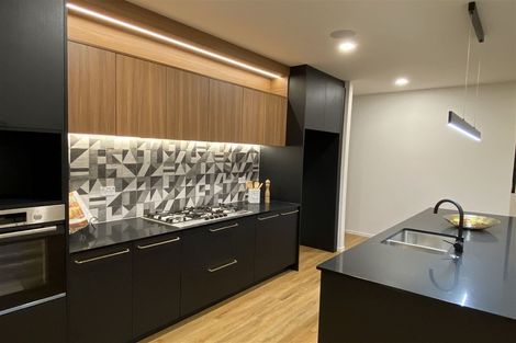 Photo of property in 15 Papa Orchard Drive, Kumeu, 0810