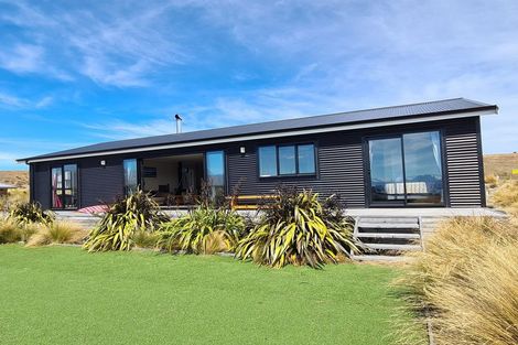 Photo of property in 6 Manning Place, Lake Tekapo, 7999