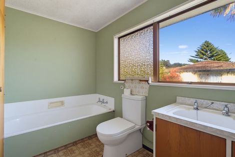 Photo of property in 5 Ron Miller Close, Whakatane, 3120