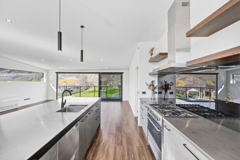 Photo of property in 57 Stratford Drive, Mount Pisa, Cromwell, 9383