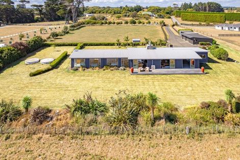 Photo of property in 106b Watt Livingstone Road, Westmere, Whanganui, 4574